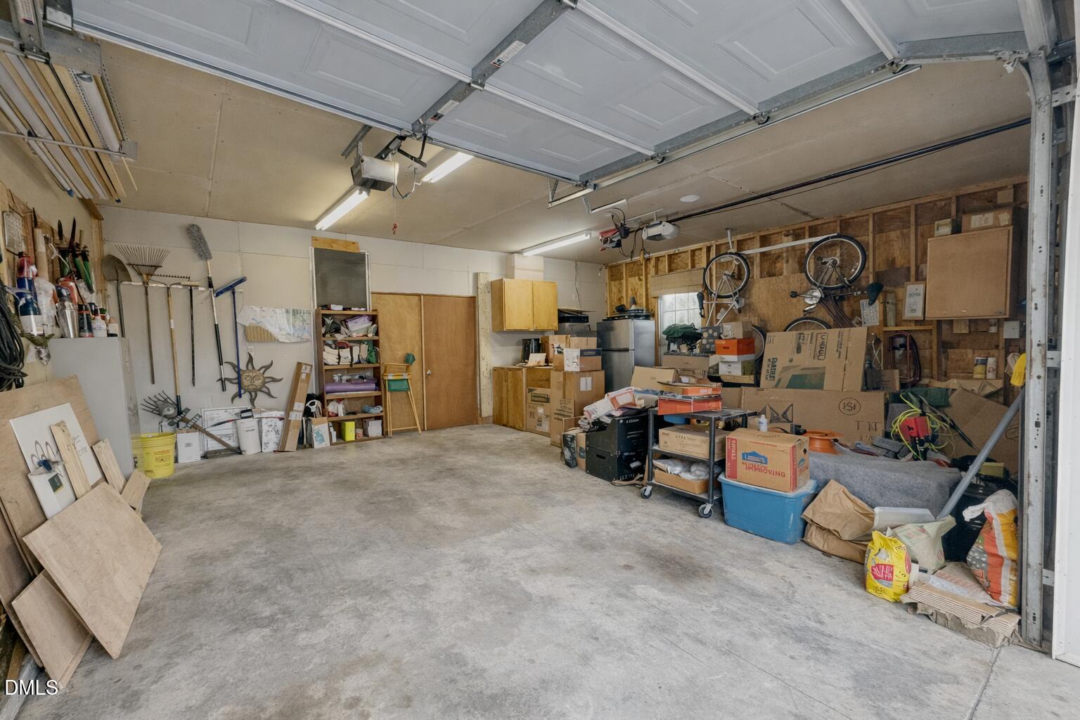 845 Lees Point Drive