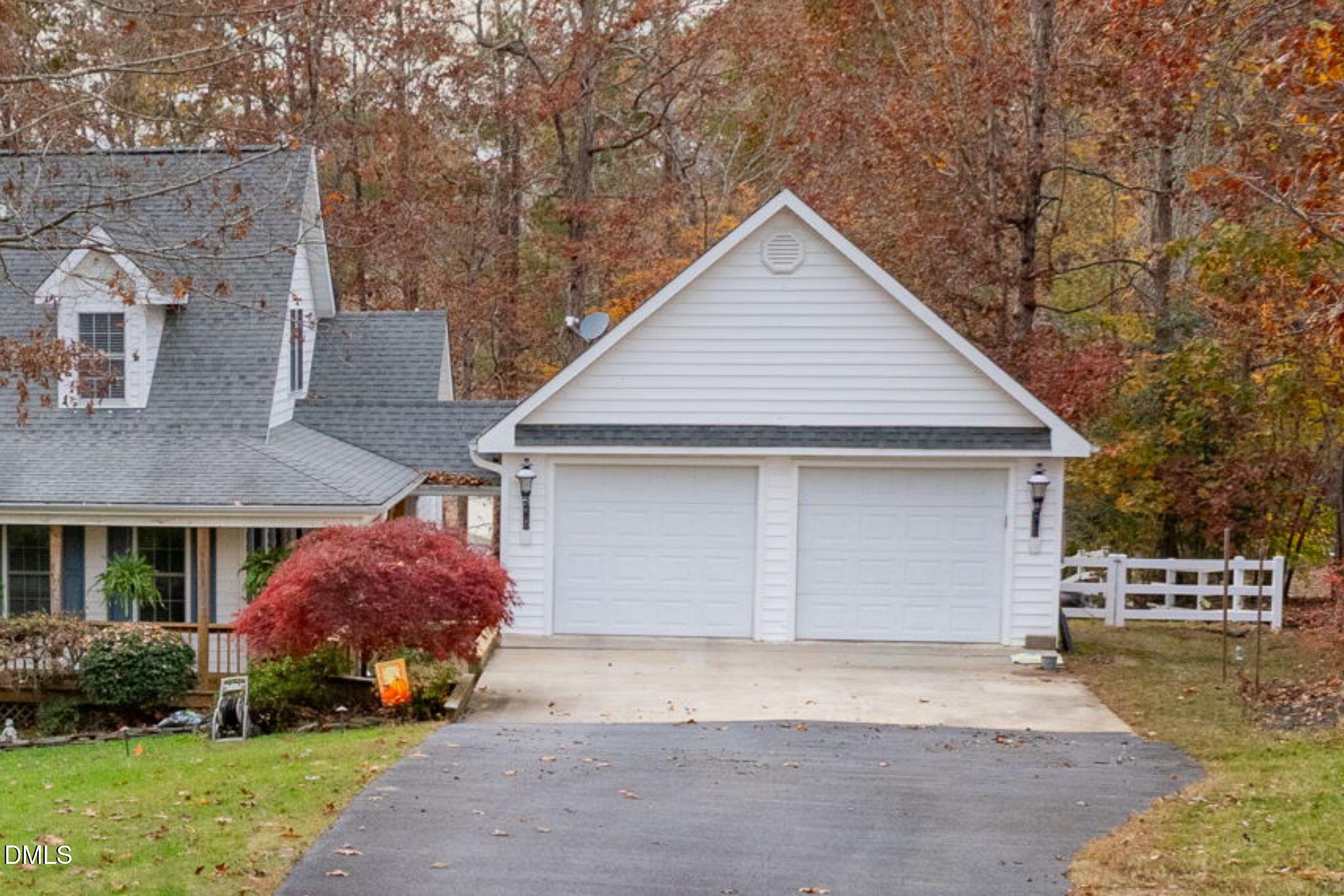 845 Lees Point Drive