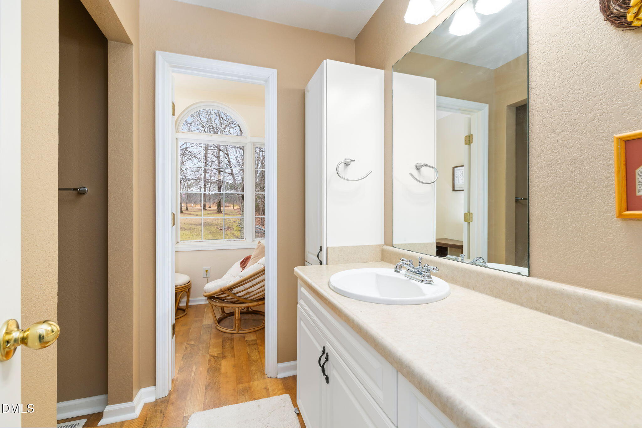 845 Lees Point Drive