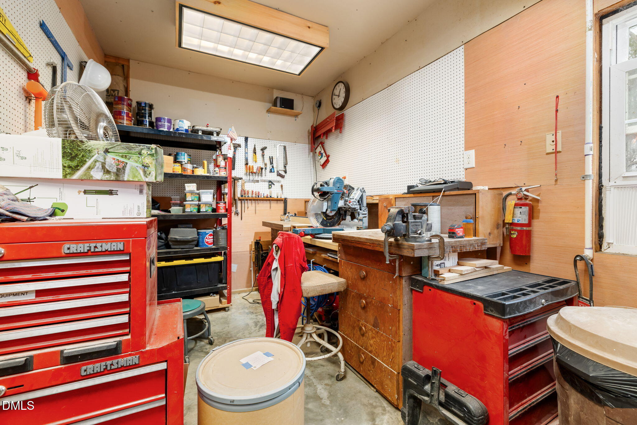 845 Lees Point Drive