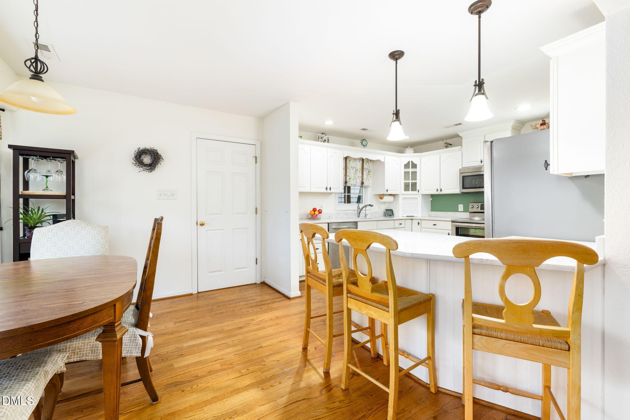 845 Lees Point Drive