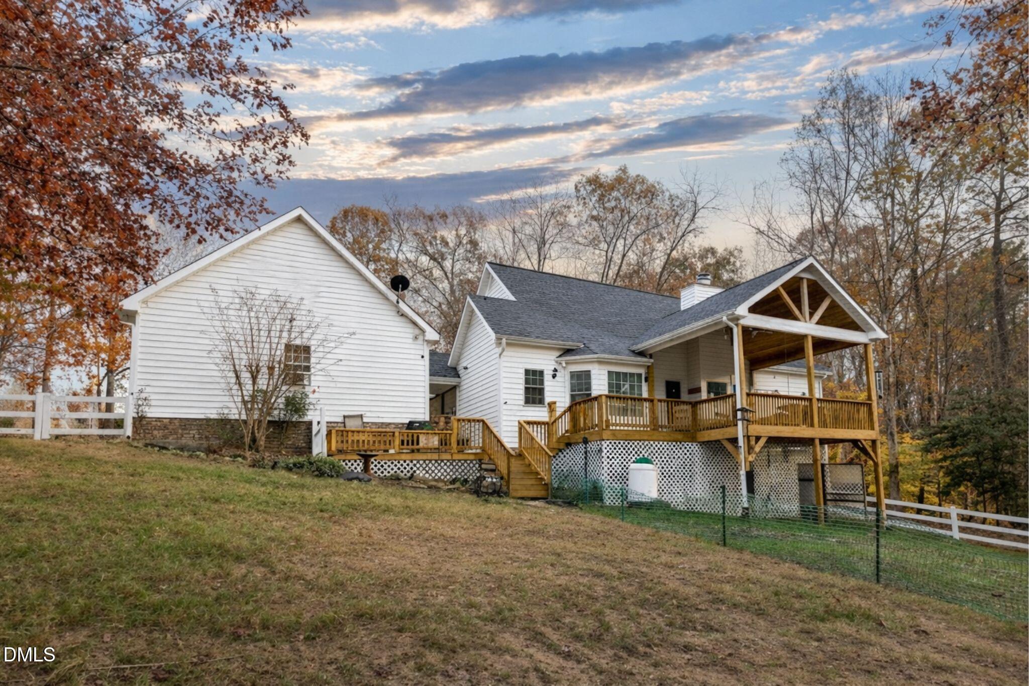 845 Lees Point Drive