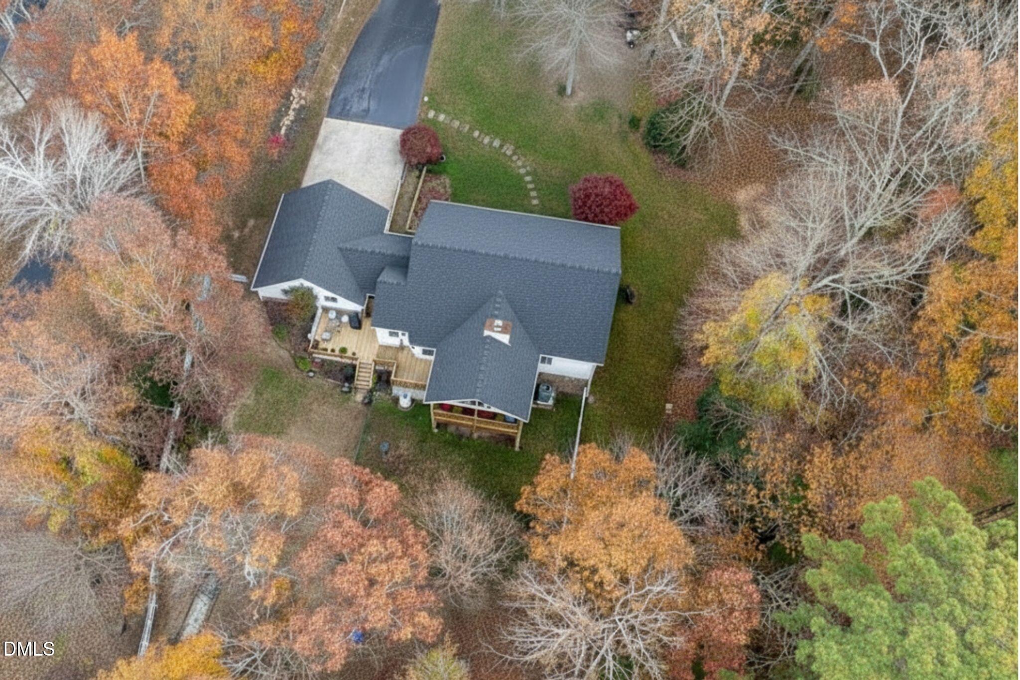 845 Lees Point Drive