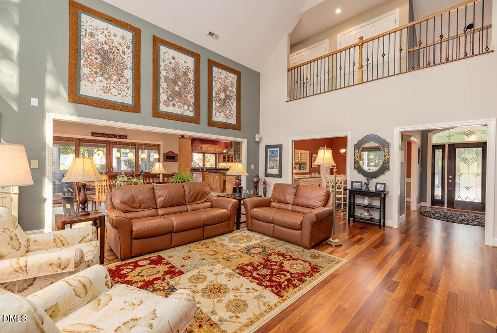 54 Stonecrop Circle