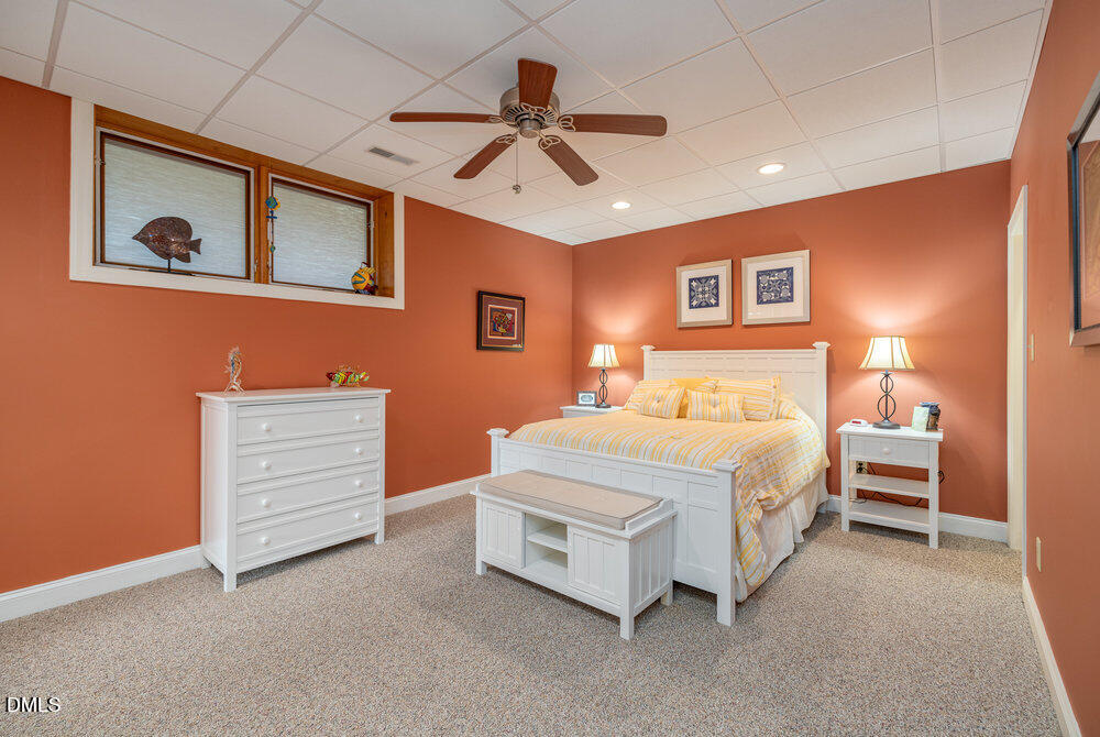 54 Stonecrop Circle