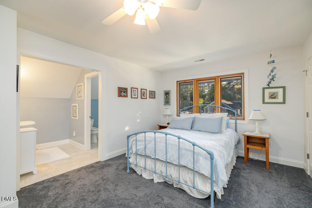 54 Stonecrop Circle