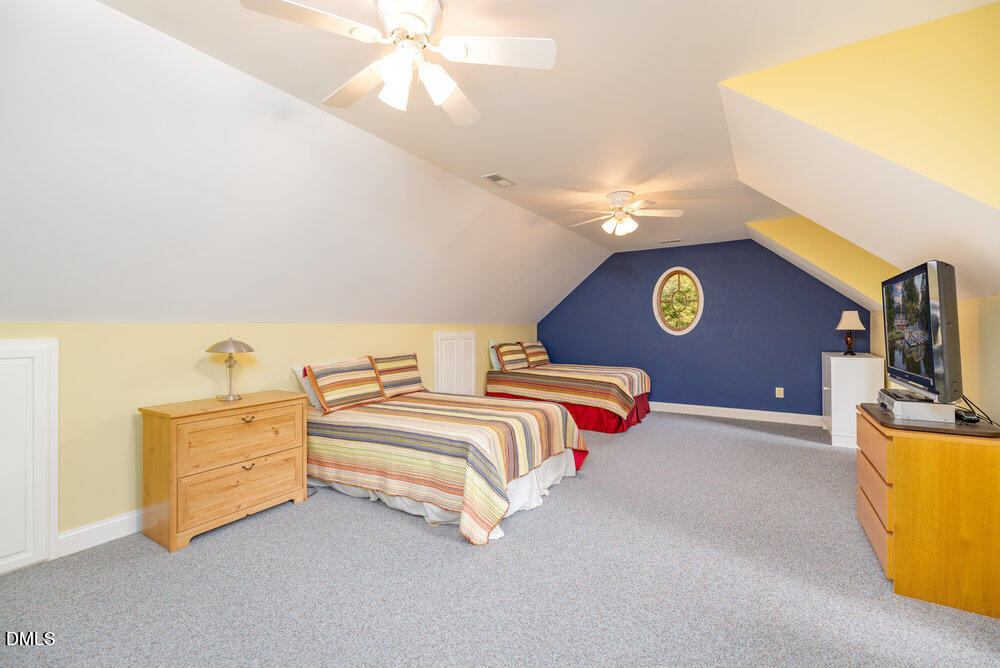 54 Stonecrop Circle
