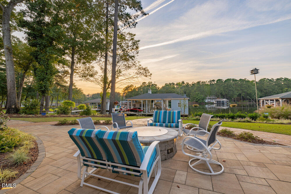54 Stonecrop Circle
