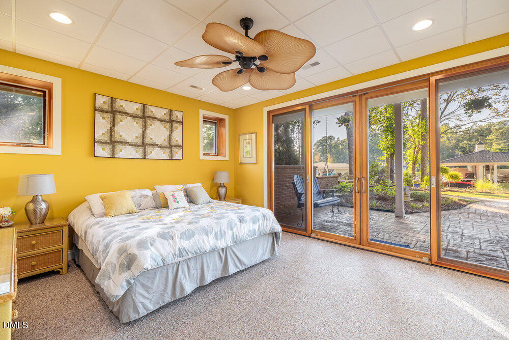 54 Stonecrop Circle