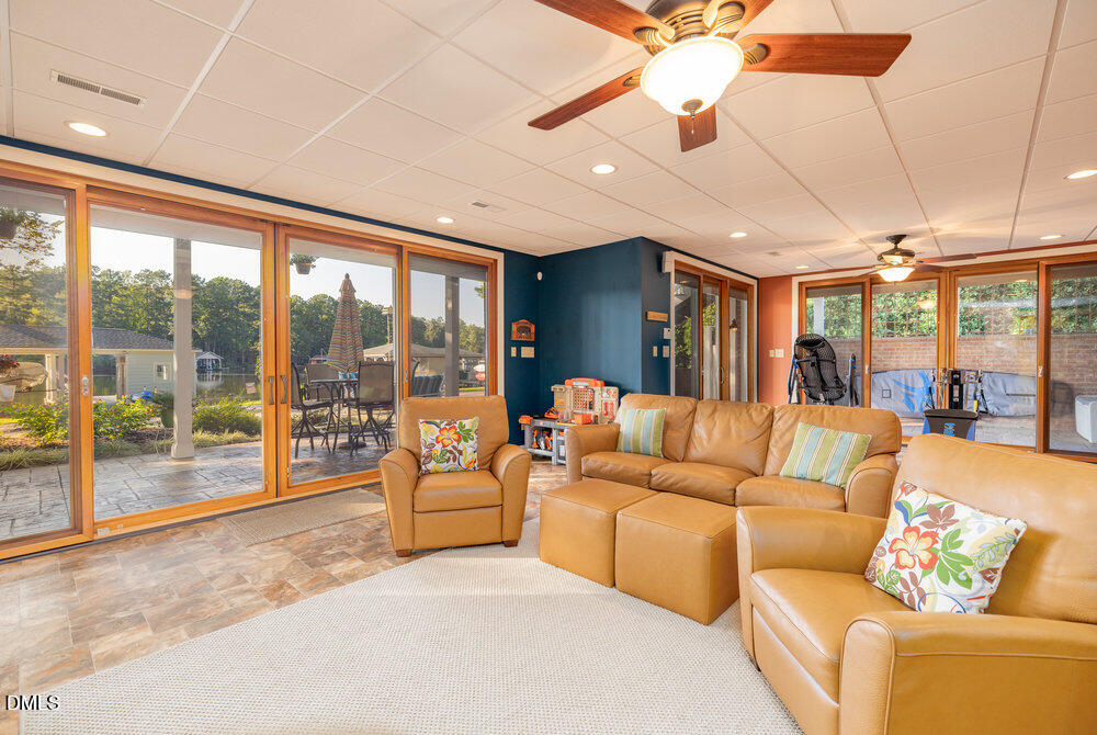 54 Stonecrop Circle