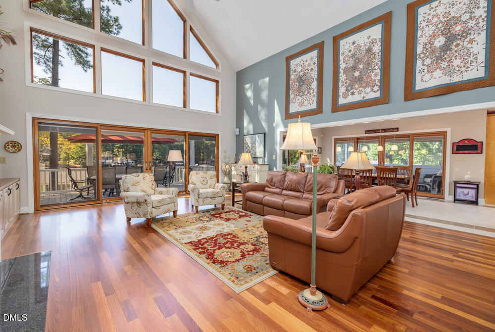 54 Stonecrop Circle