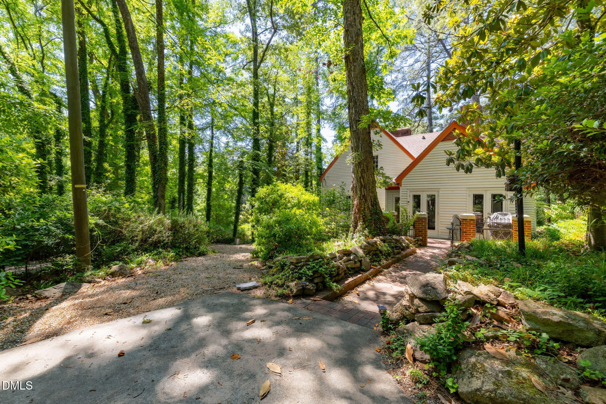 418 Fairview Street