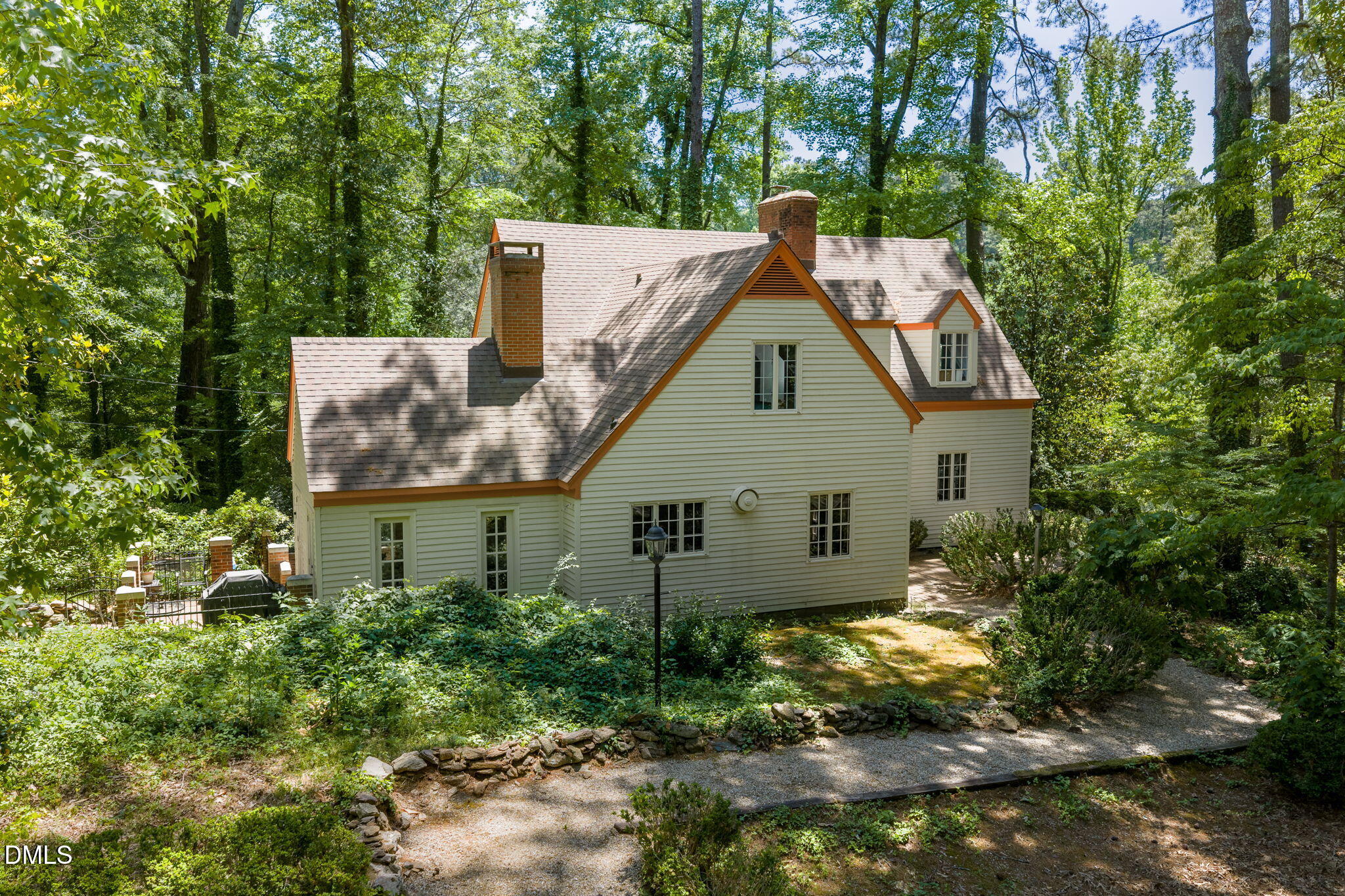 418 Fairview Street