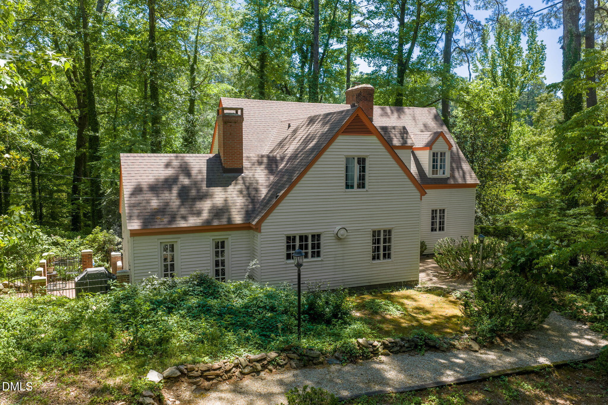 418 Fairview Street