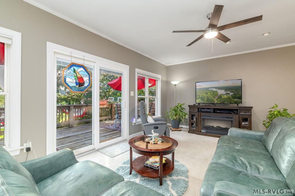 111 Sunset Circle