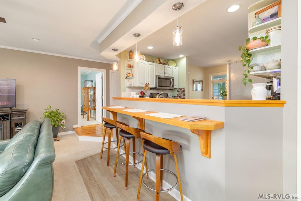 111 Sunset Circle