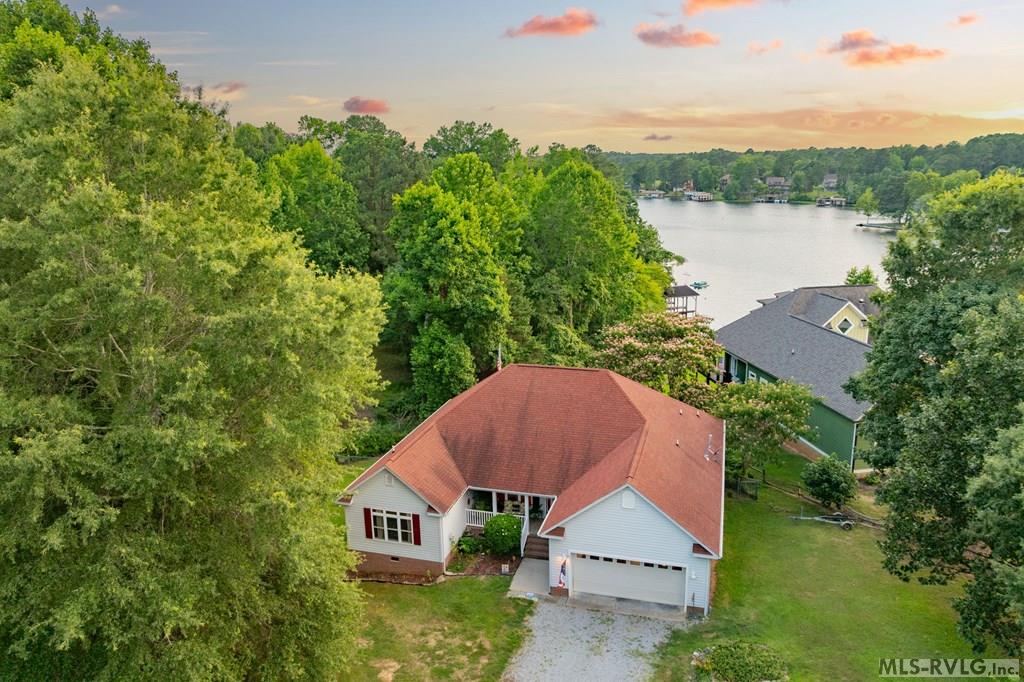 111 Sunset Circle