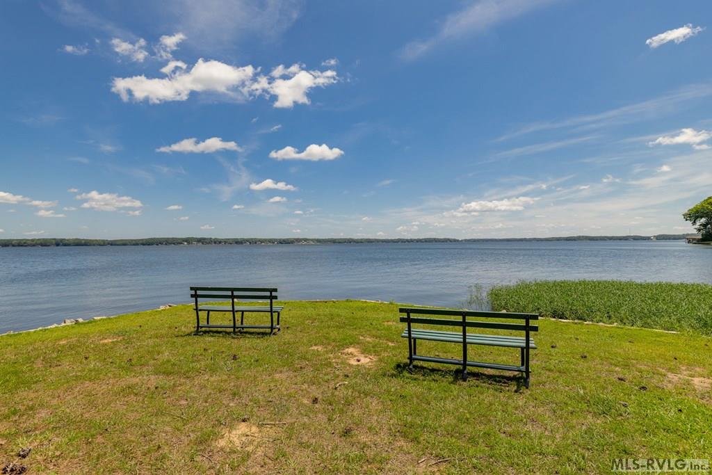 106 Parkview Cirle