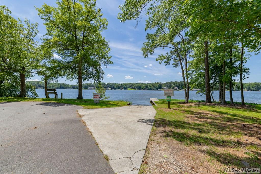 106 Parkview Cirle
