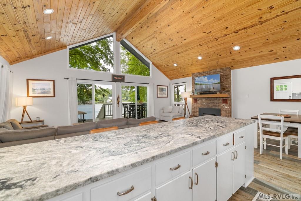 186 Songbird Creek Rd