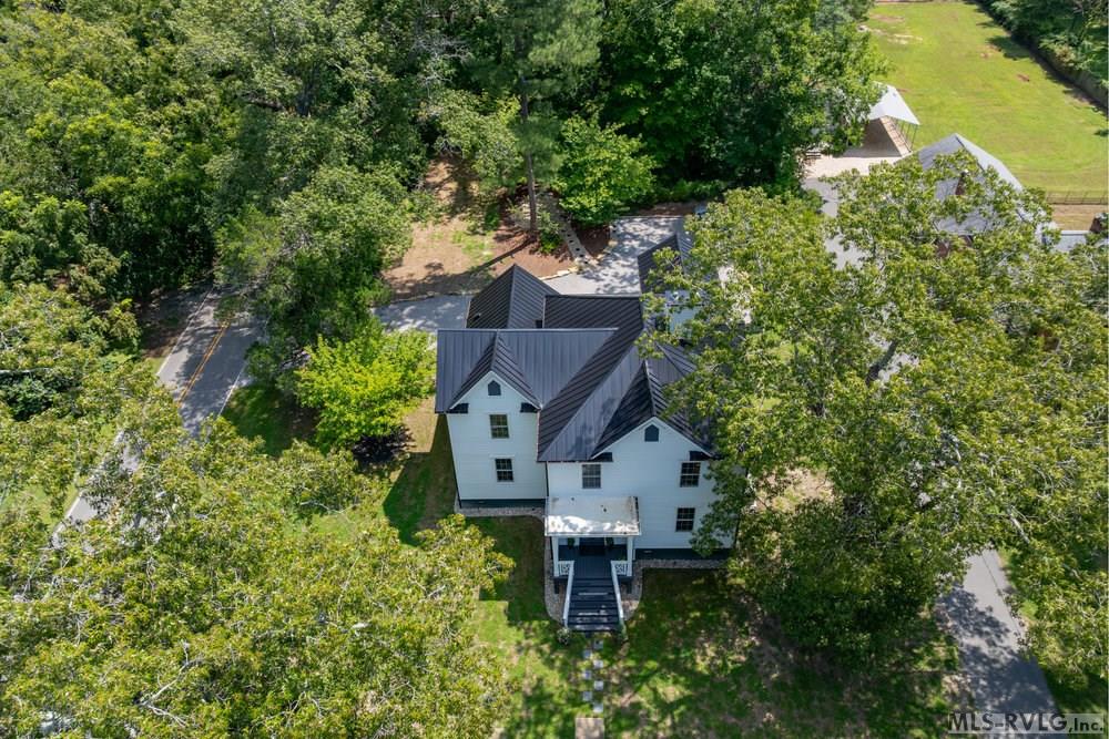 401 Mosby Ave