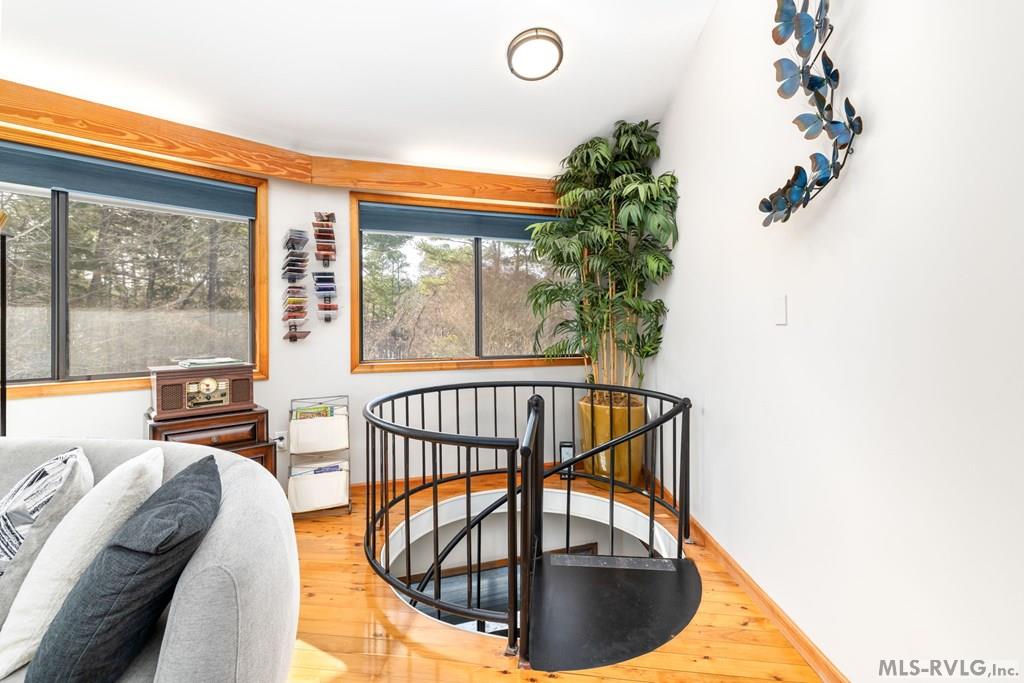 878 Anchor Drive