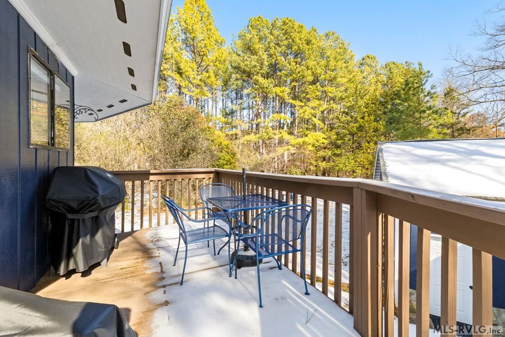 878 Anchor Drive