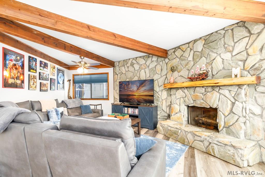 878 Anchor Drive