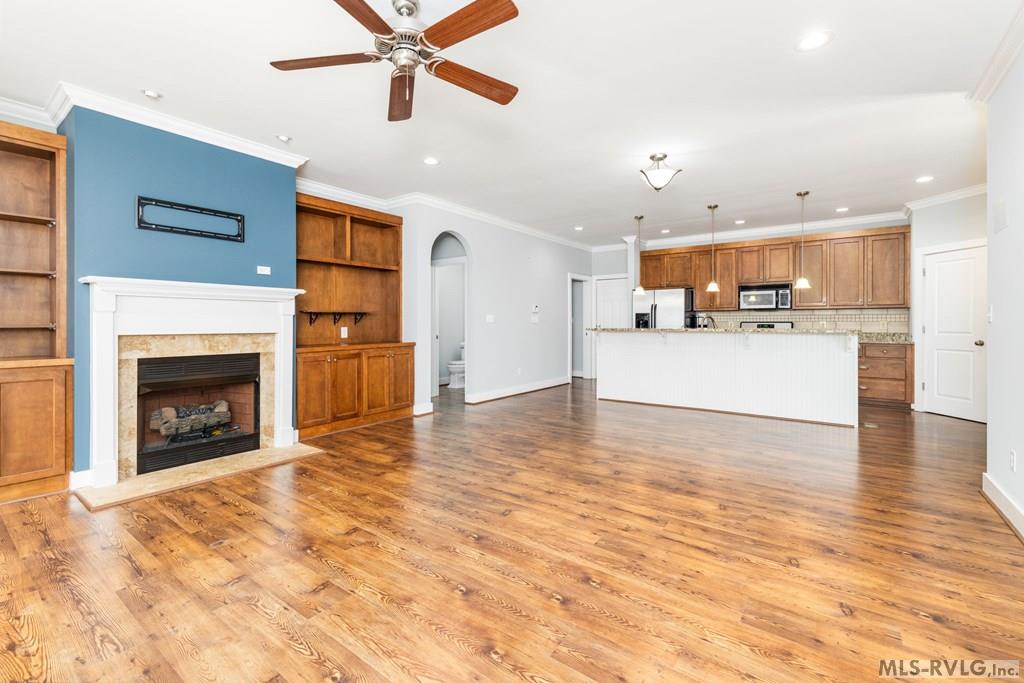 323 River Forest Dr.