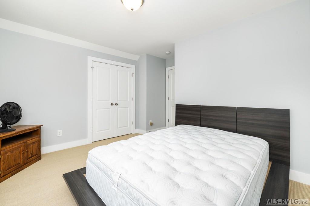 323 River Forest Dr.
