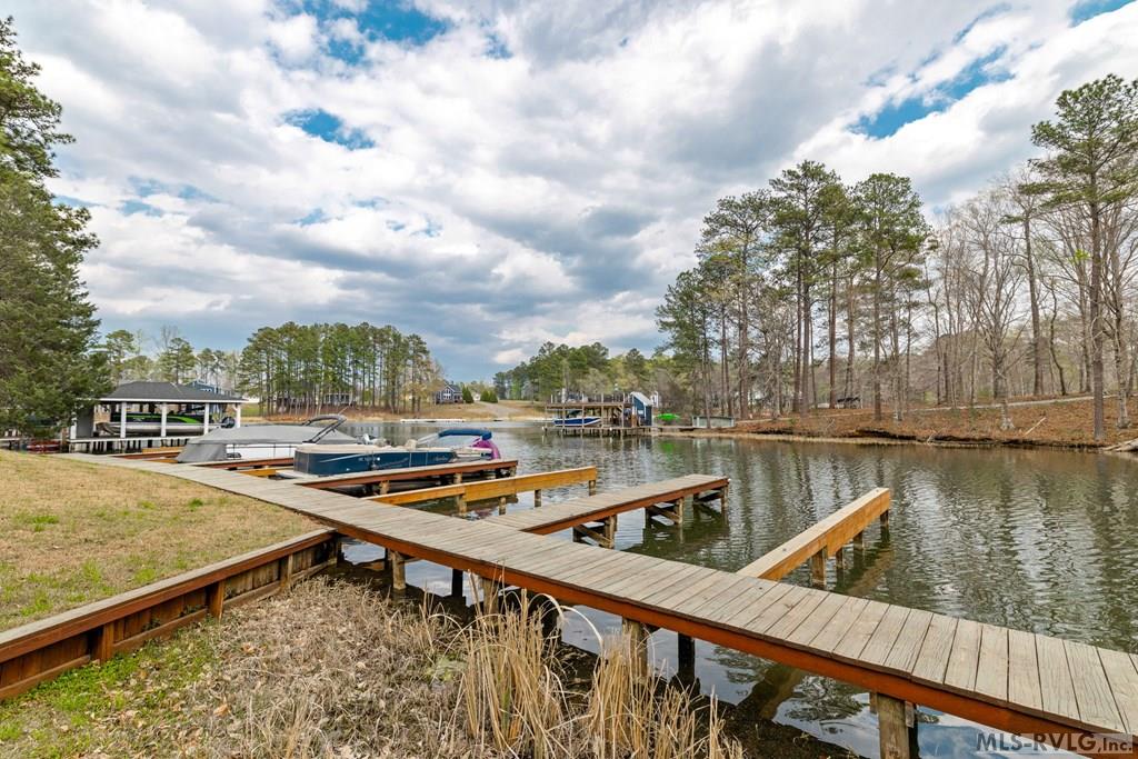 323 River Forest Dr.