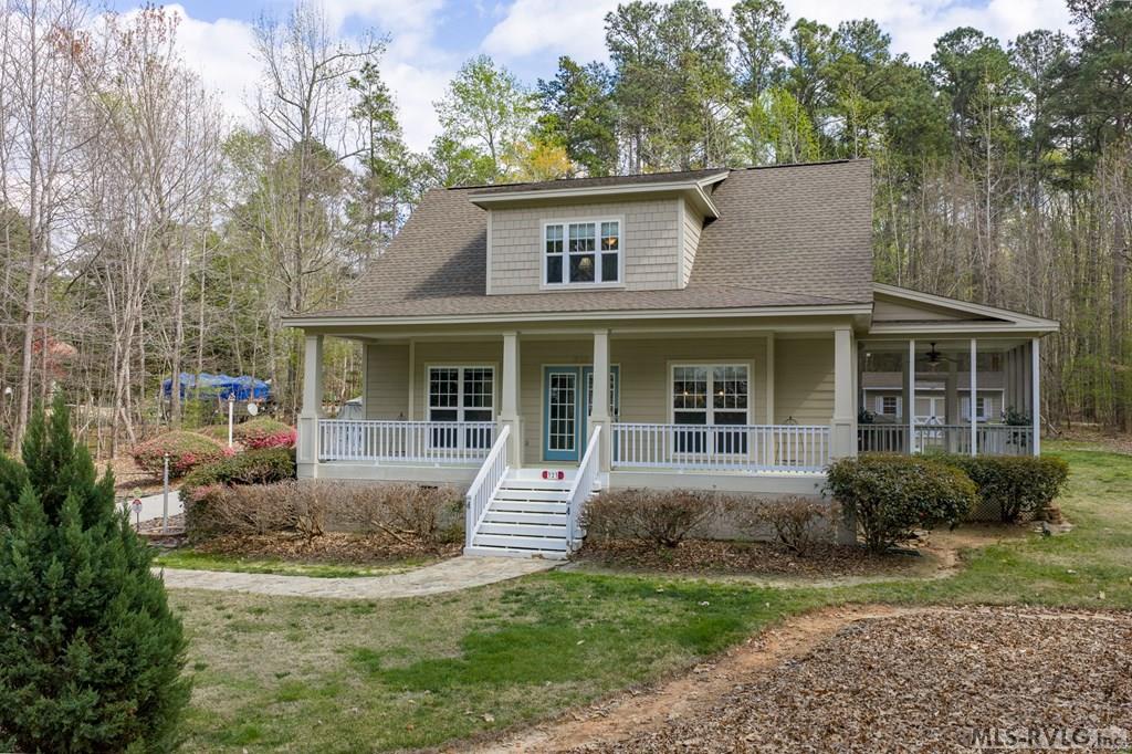 323 River Forest Dr.