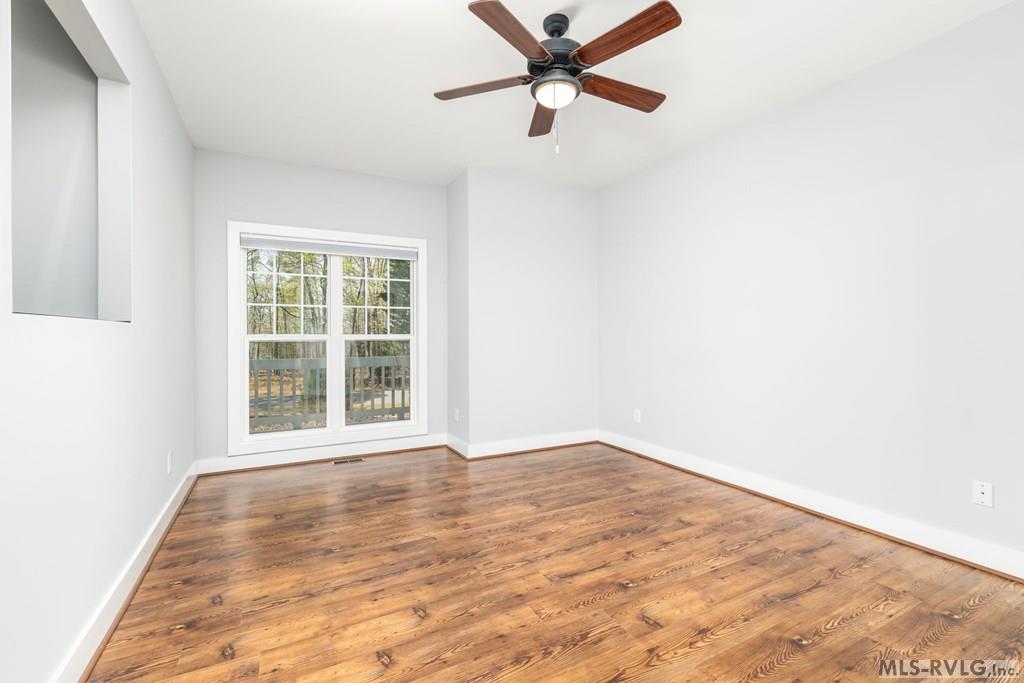 323 River Forest Dr.