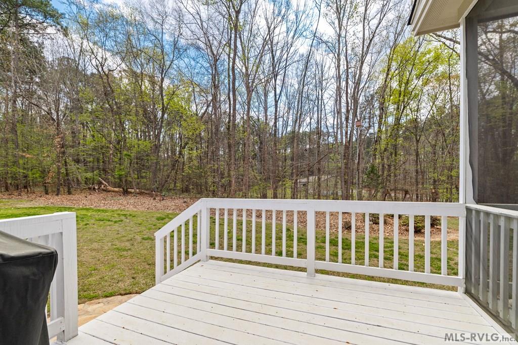 323 River Forest Dr.
