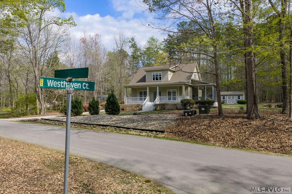 323 River Forest Dr.