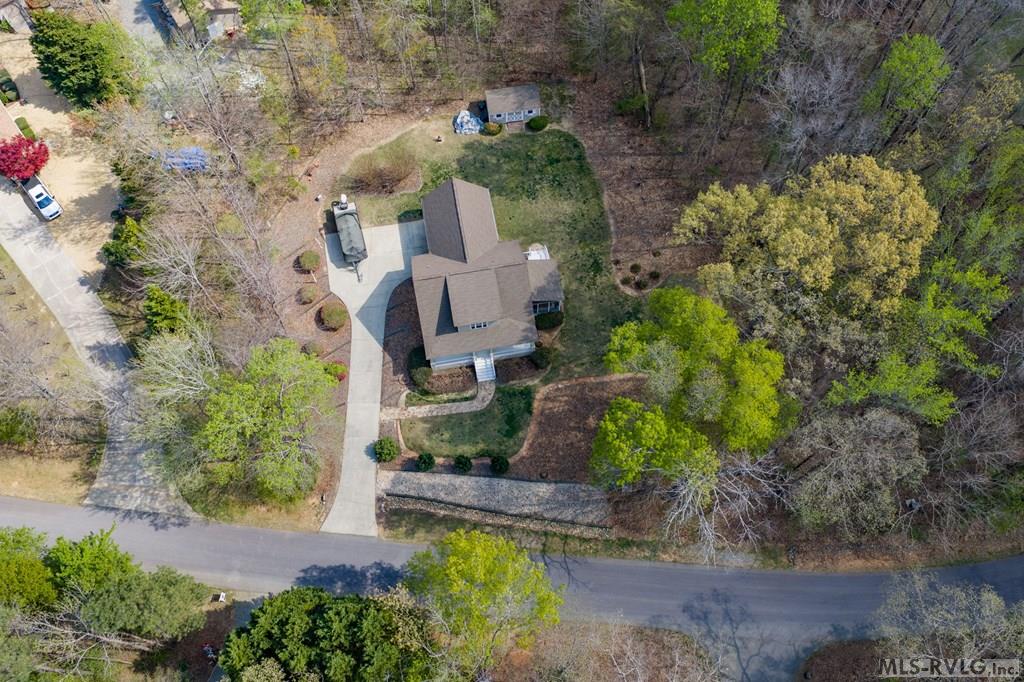 323 River Forest Dr.