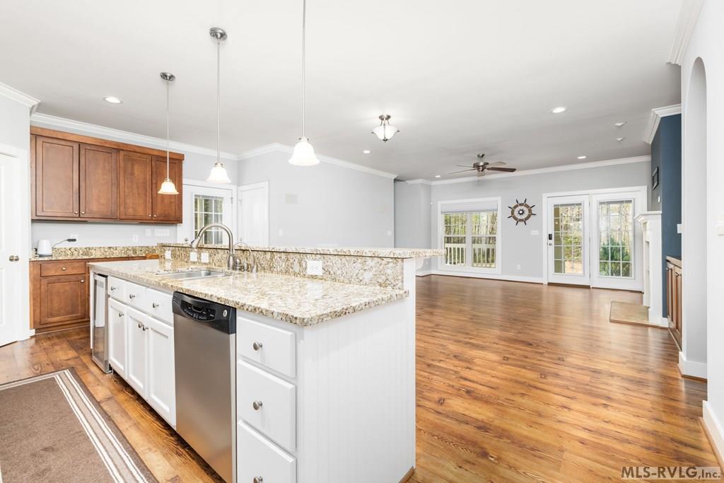 323 River Forest Dr.