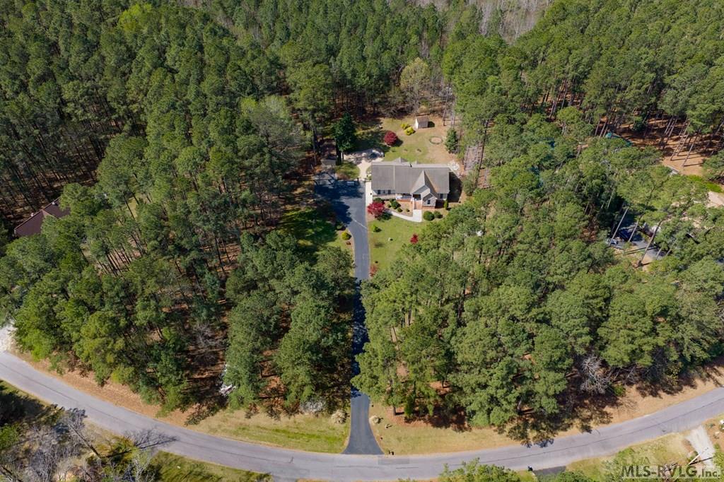 139 Country Club Dr.