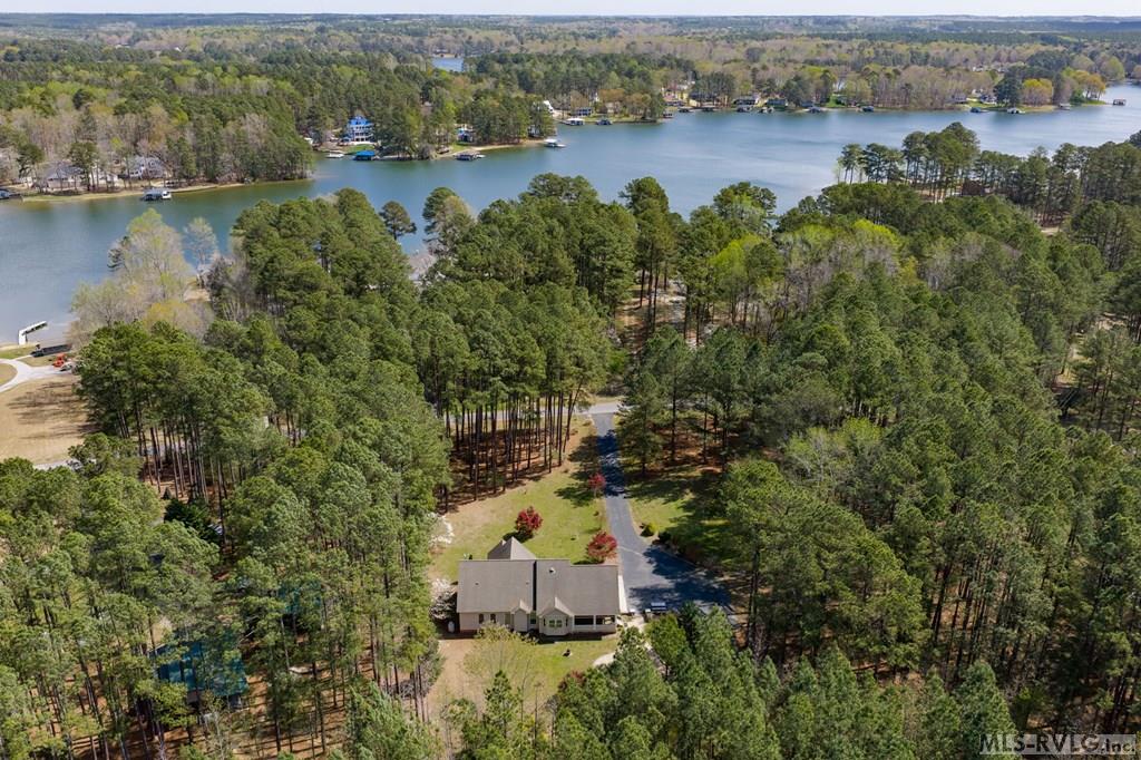 139 Country Club Dr.