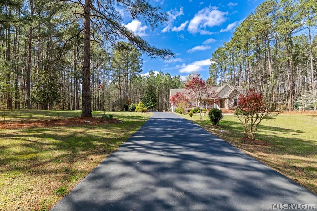 139 Country Club Dr.