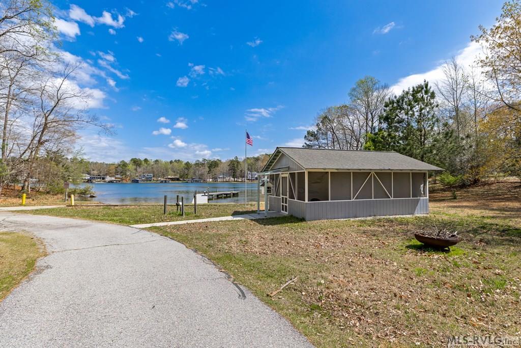 139 Country Club Dr.