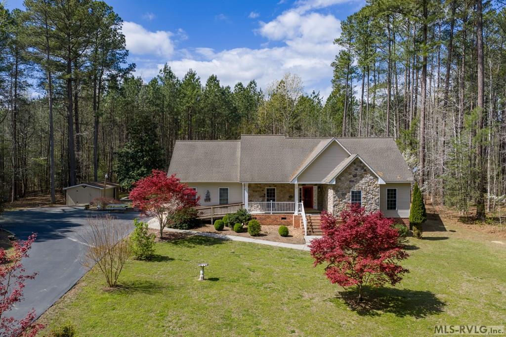 139 Country Club Dr.