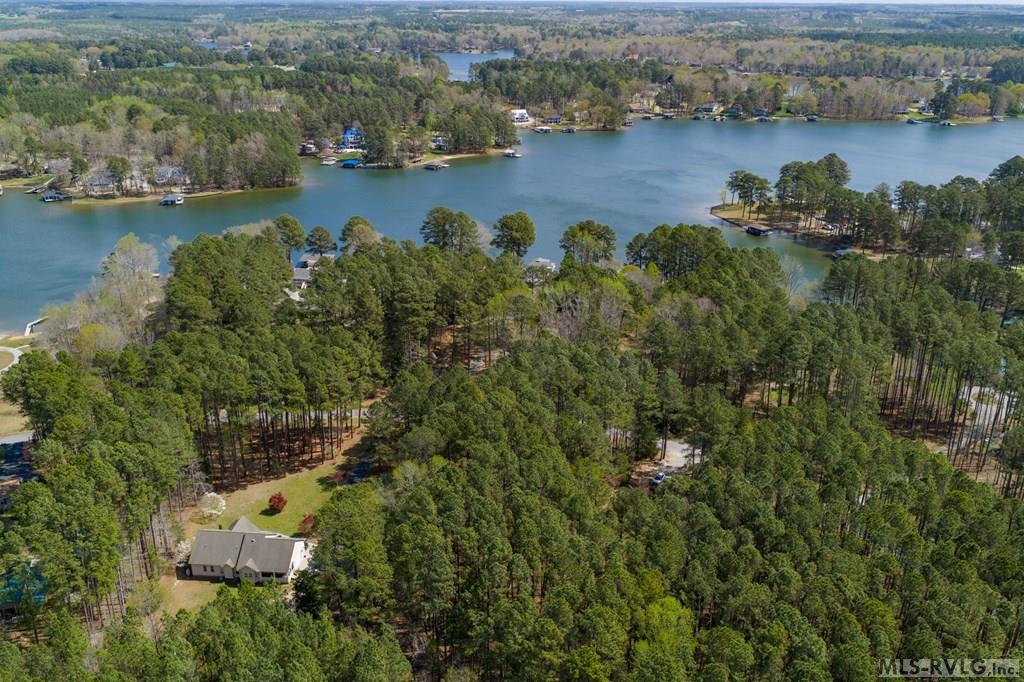 139 Country Club Dr.