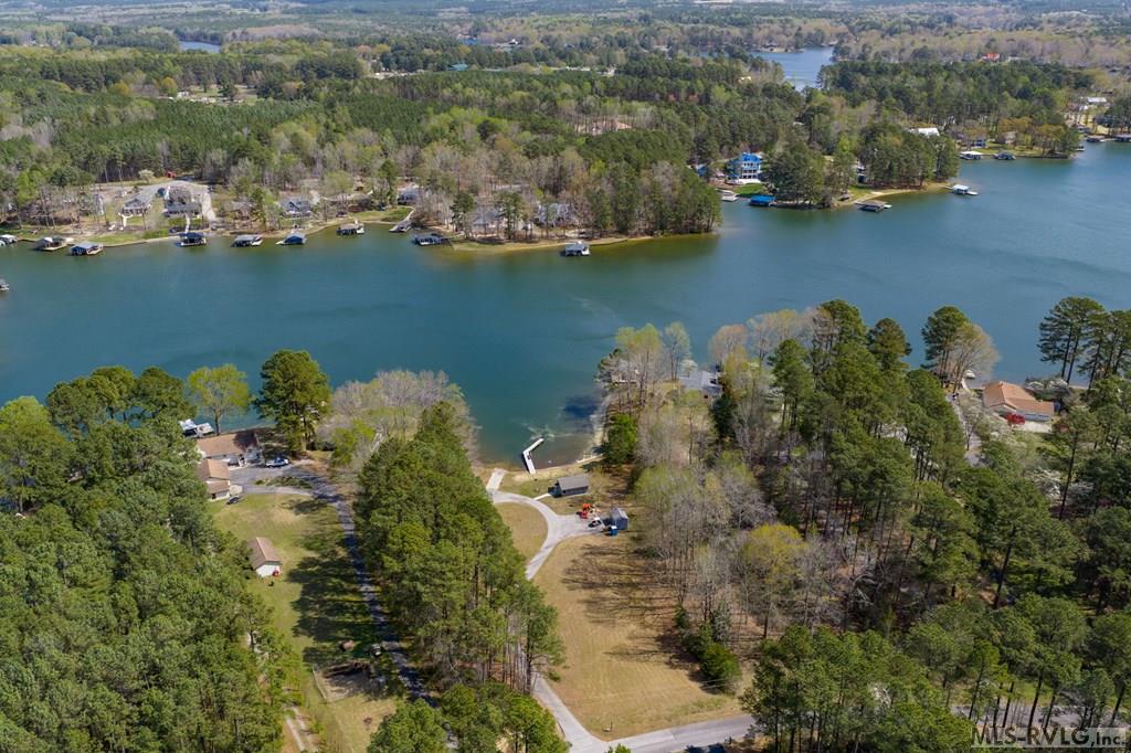 139 Country Club Dr.