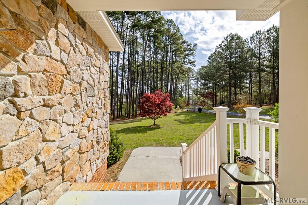 139 Country Club Dr.