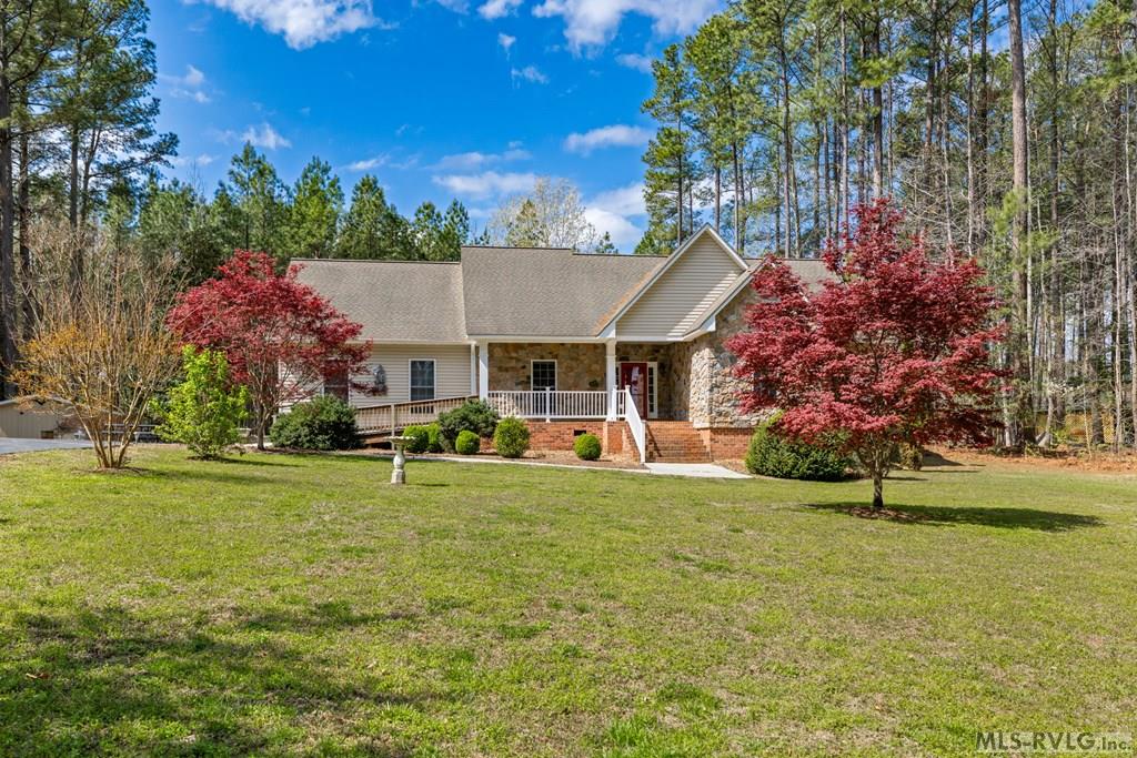 139 Country Club Dr.