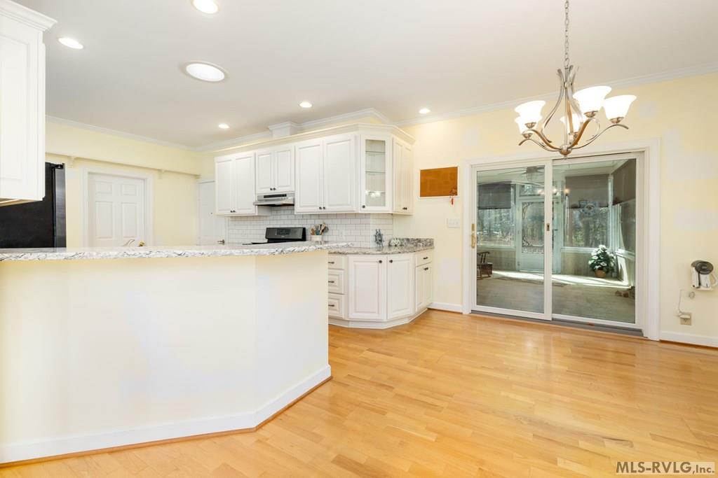 139 Country Club Dr.