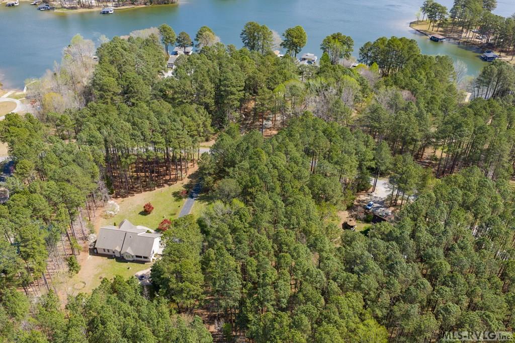 139 Country Club Dr.