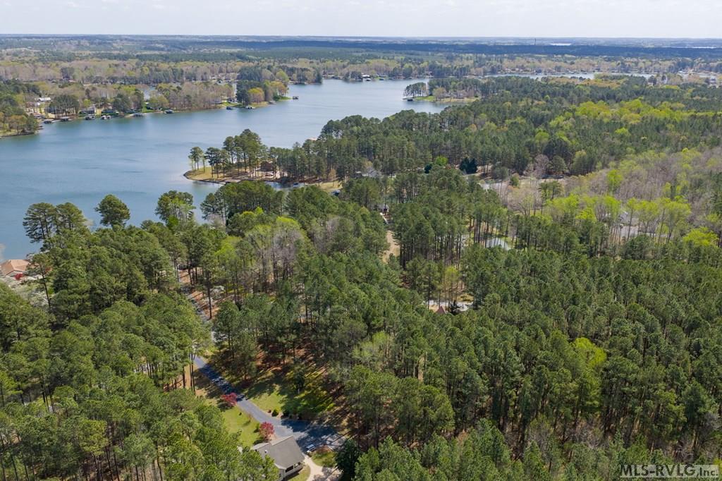 139 Country Club Dr.