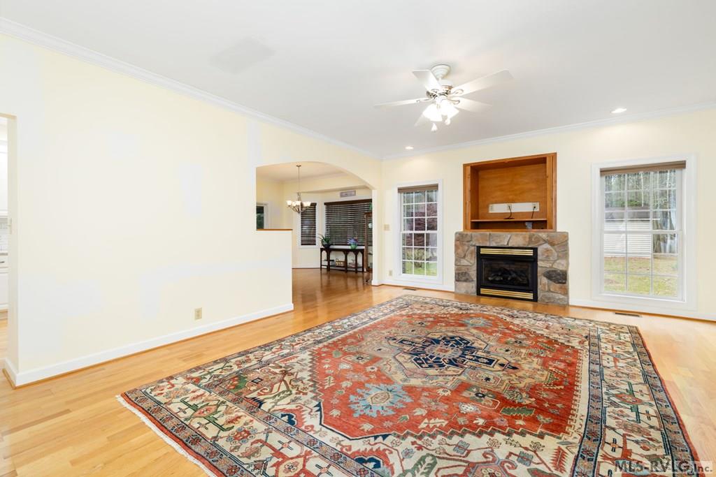 139 Country Club Dr.